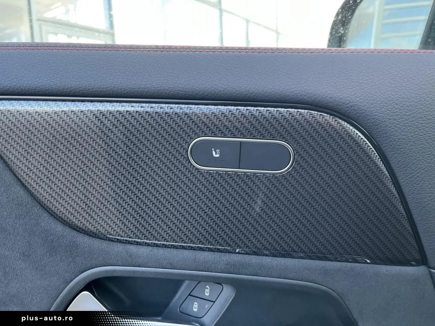 MERCEDES-BENZ GLA 200 4MATIC AMG