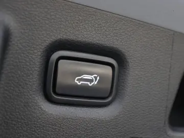 HYUNDAI SANTA FE 2.2 CRDi 4WD Prime  VOLLAUSSTATTUNG PAN