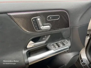 MERCEDES-BENZ GLA 220 d 4M AMG