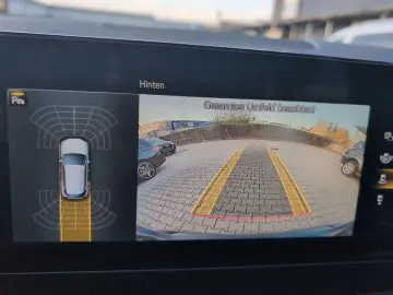 MERCEDES-BENZ GLA 220 d 4Matic