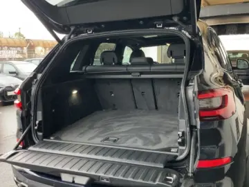 BMW X5 xDrive 30d M-Sport Sportpaket HUD AD El. Pano