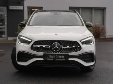MERCEDES-BENZ GLA 250 4M AMG