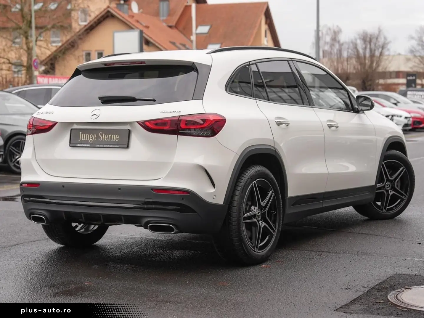 MERCEDES-BENZ GLA 250 4M AMG
