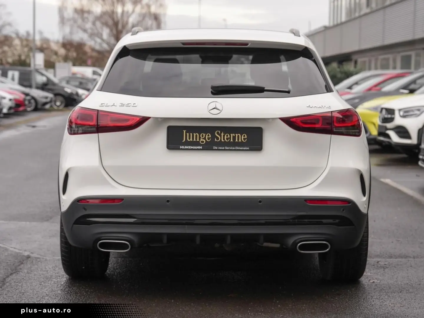 MERCEDES-BENZ GLA 250 4M AMG