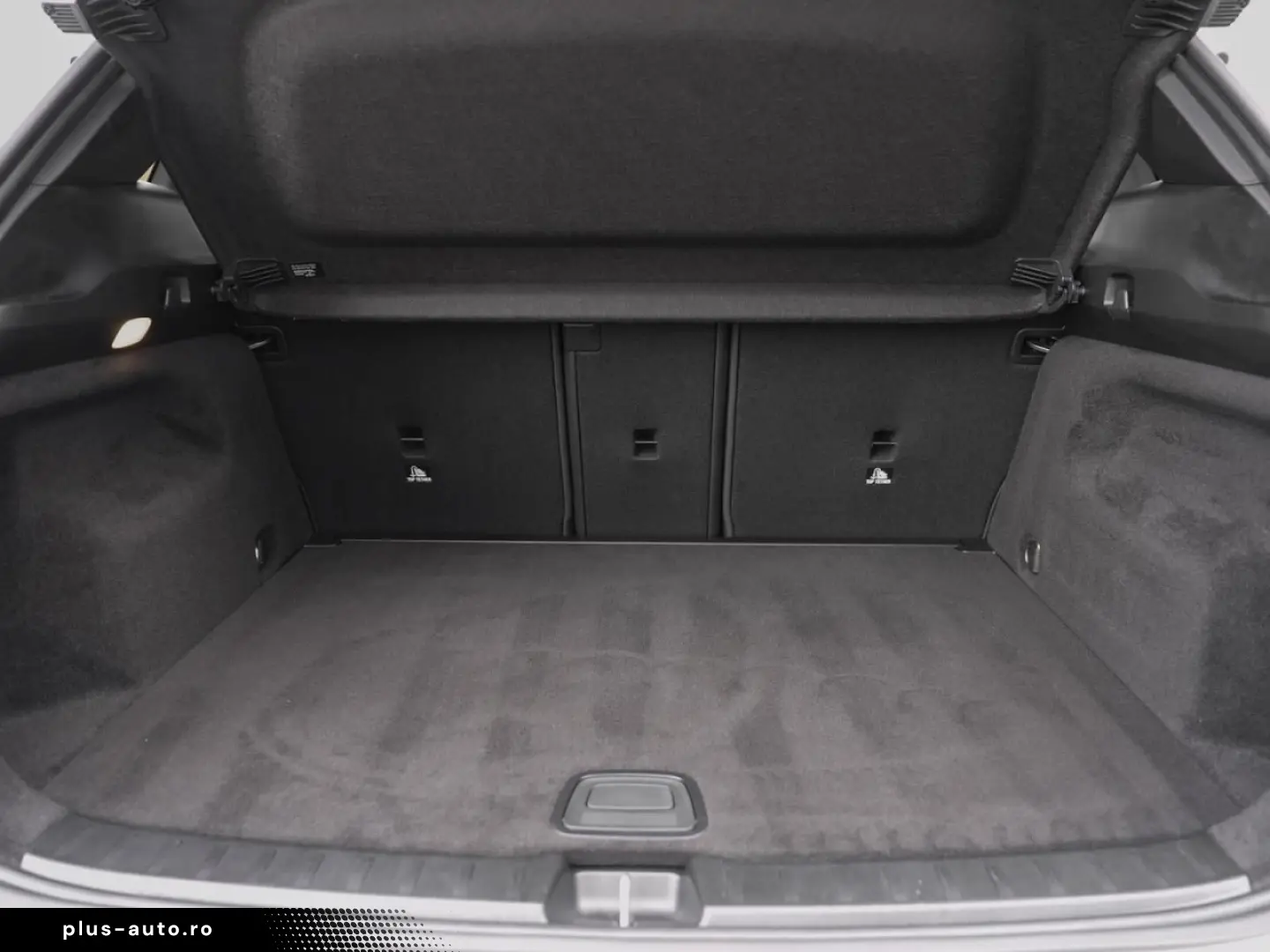 MERCEDES-BENZ GLA 250 4M AMG