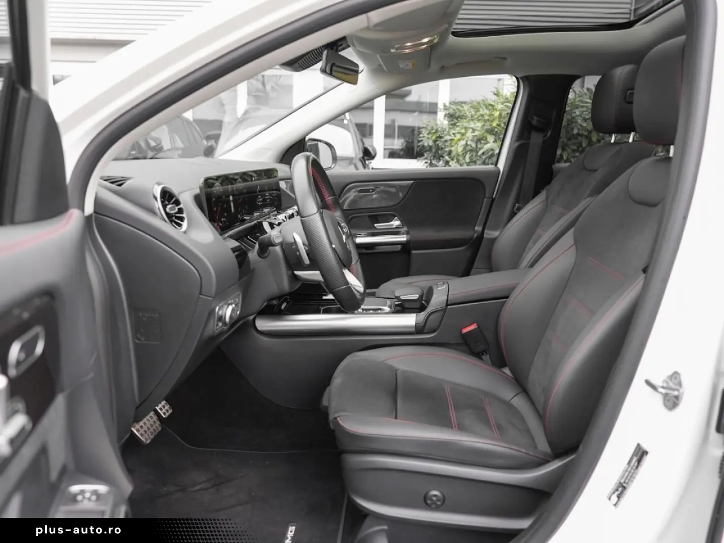 MERCEDES-BENZ GLA 250 4M AMG