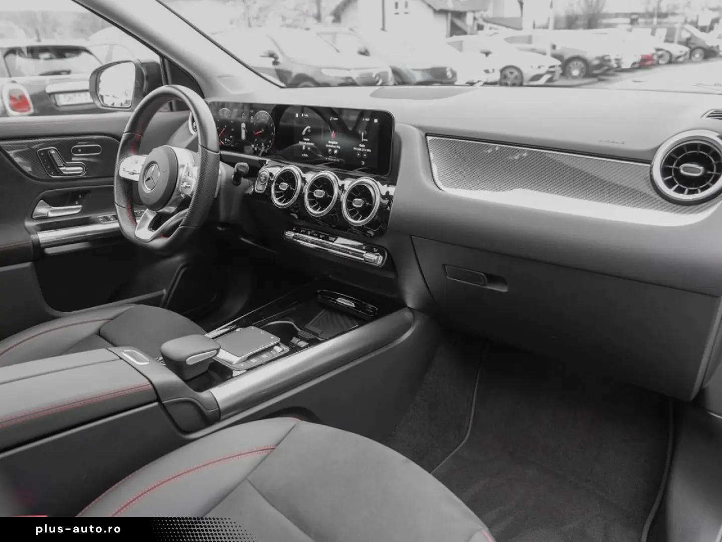 MERCEDES-BENZ GLA 250 4M AMG