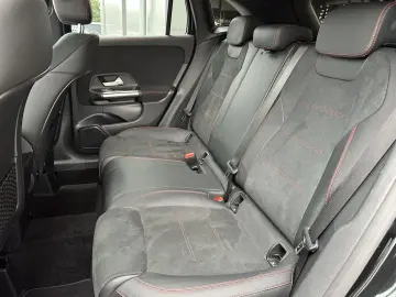 MERCEDES-BENZ GLA 220d 4Matic AMG-Line