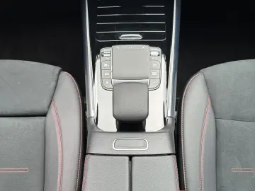 MERCEDES-BENZ GLA 220d 4Matic AMG-Line