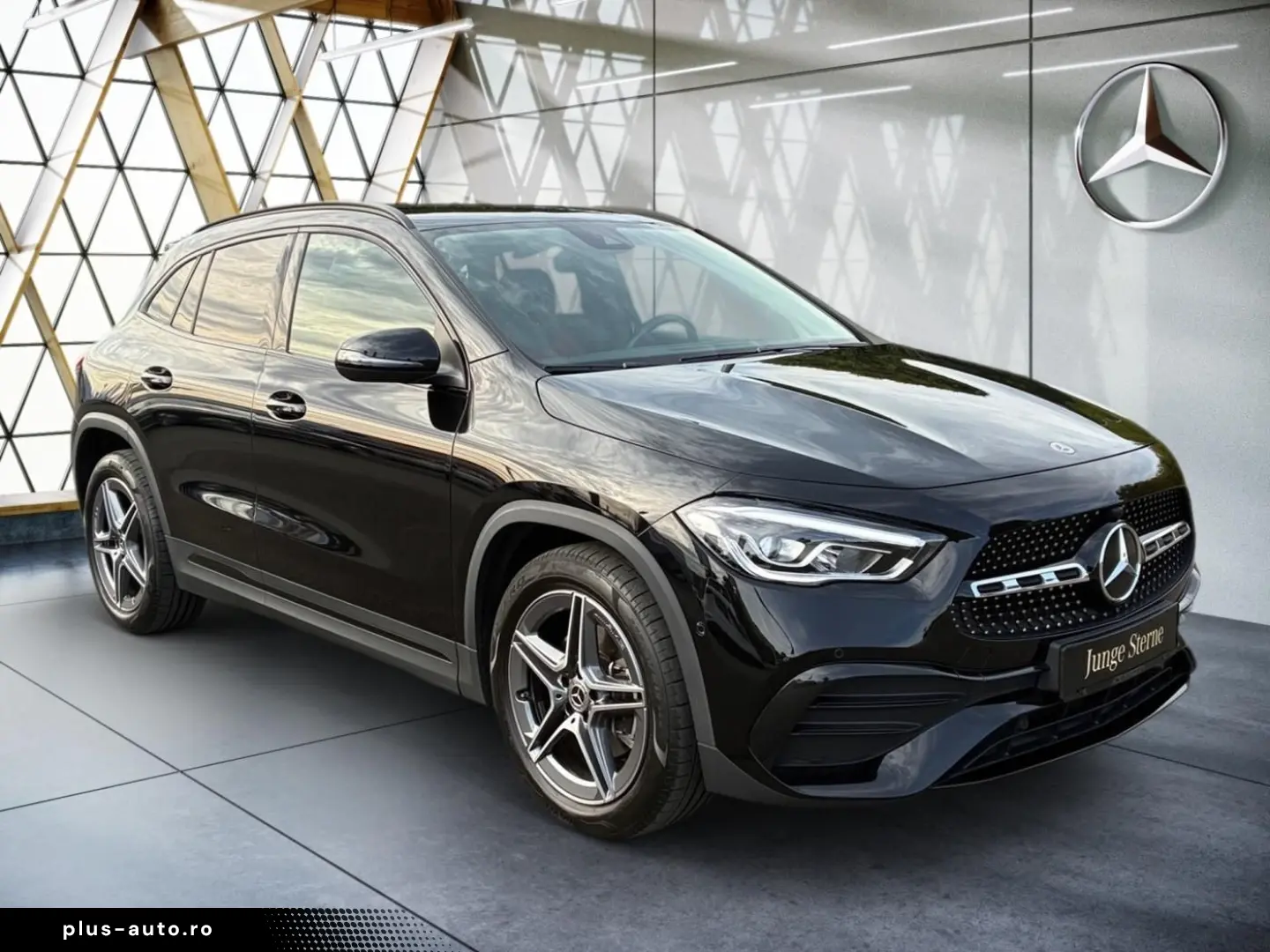 MERCEDES-BENZ GLA 200 4M AMG