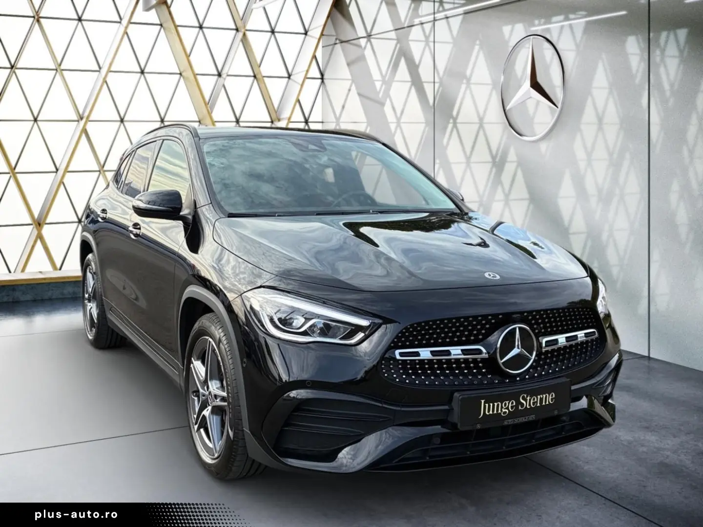 MERCEDES-BENZ GLA 200 4M AMG