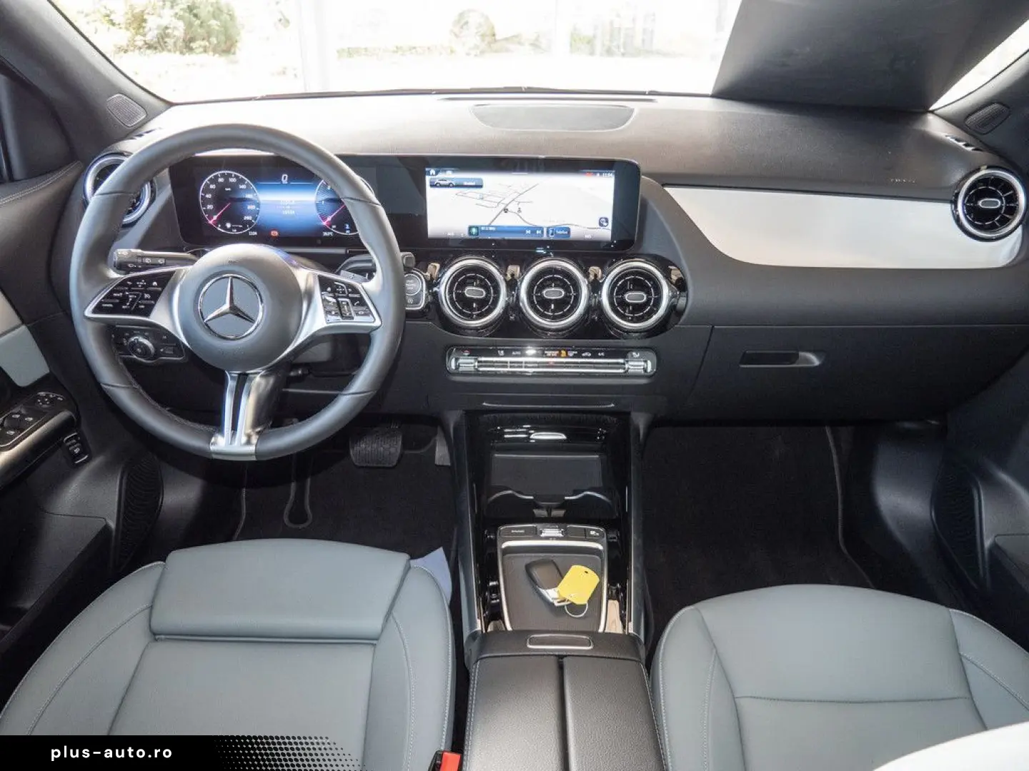MERCEDES-BENZ GLA 220 d 4M