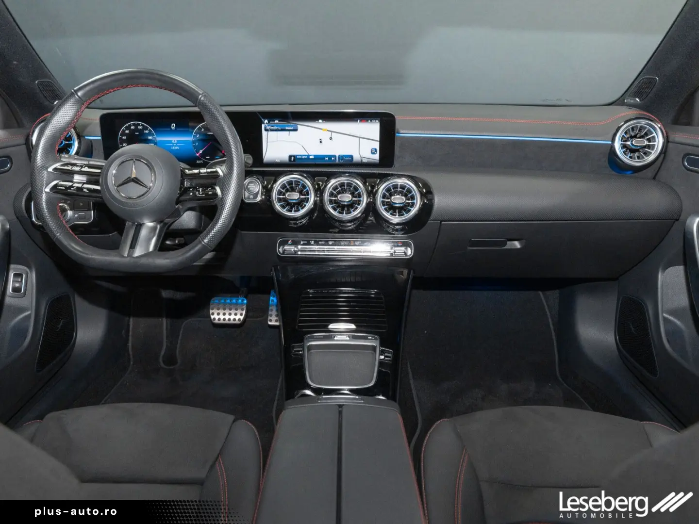 MERCEDES-BENZ CLA 200 Coupé AMG Multibeam Pano Burmester 360