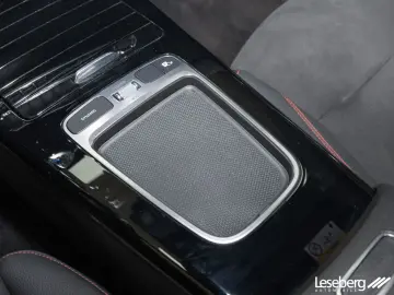 MERCEDES-BENZ CLA 200 Coupé AMG Multibeam Pano Burmester 360