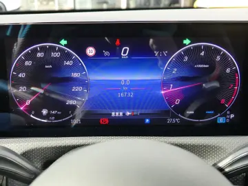 MERCEDES-BENZ CLA 200 AMG  Panorama R-Kamera MultiBe&hellip;