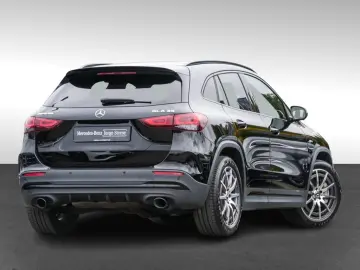 MERCEDES-BENZ GLA 35 AMG 4M AMG