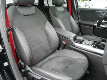 MERCEDES-BENZ GLA 35 AMG 4M AMG