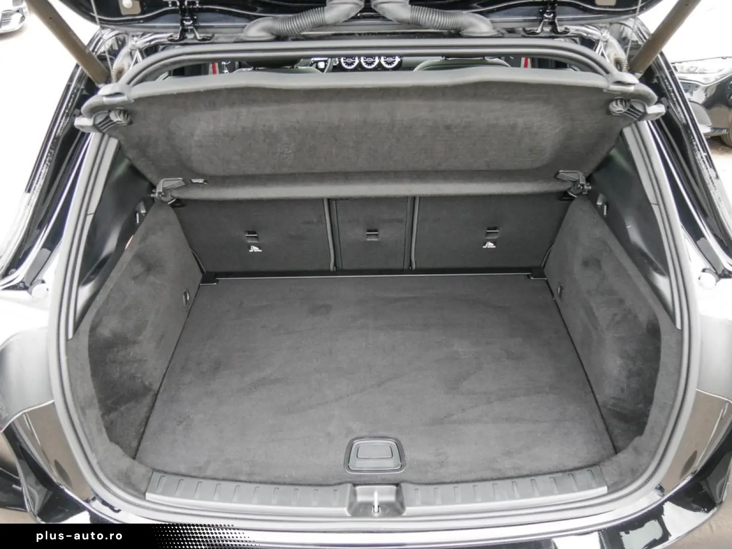 MERCEDES-BENZ GLA 35 AMG 4M AMG