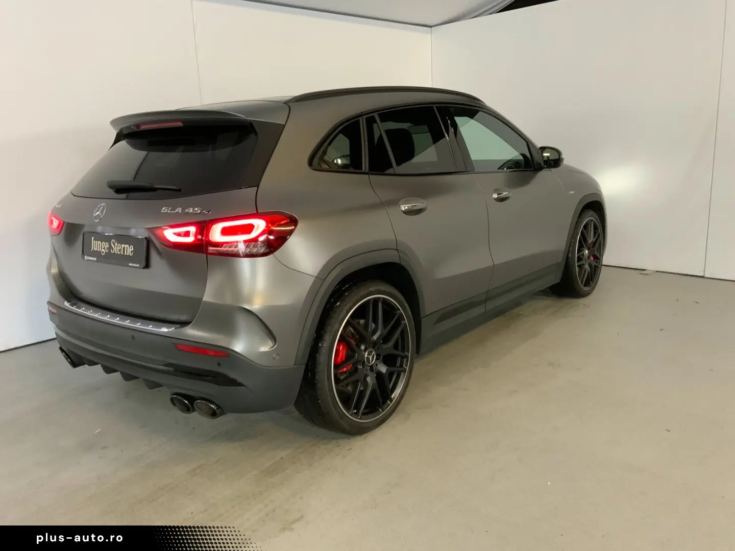 MERCEDES-BENZ GLA 45 S 4M AMG