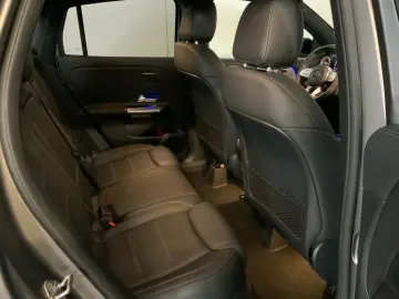 MERCEDES-BENZ GLA 45 S 4M AMG