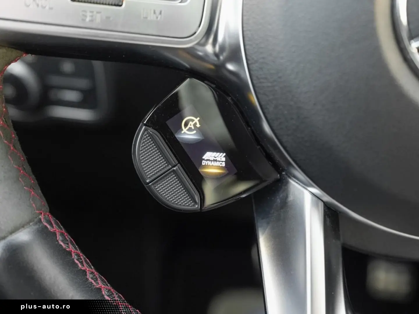 MERCEDES-BENZ GLA 35 AMG 4M