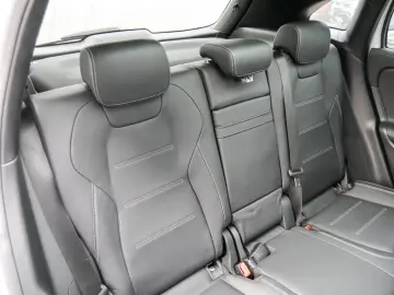 MERCEDES-BENZ AMG GLA