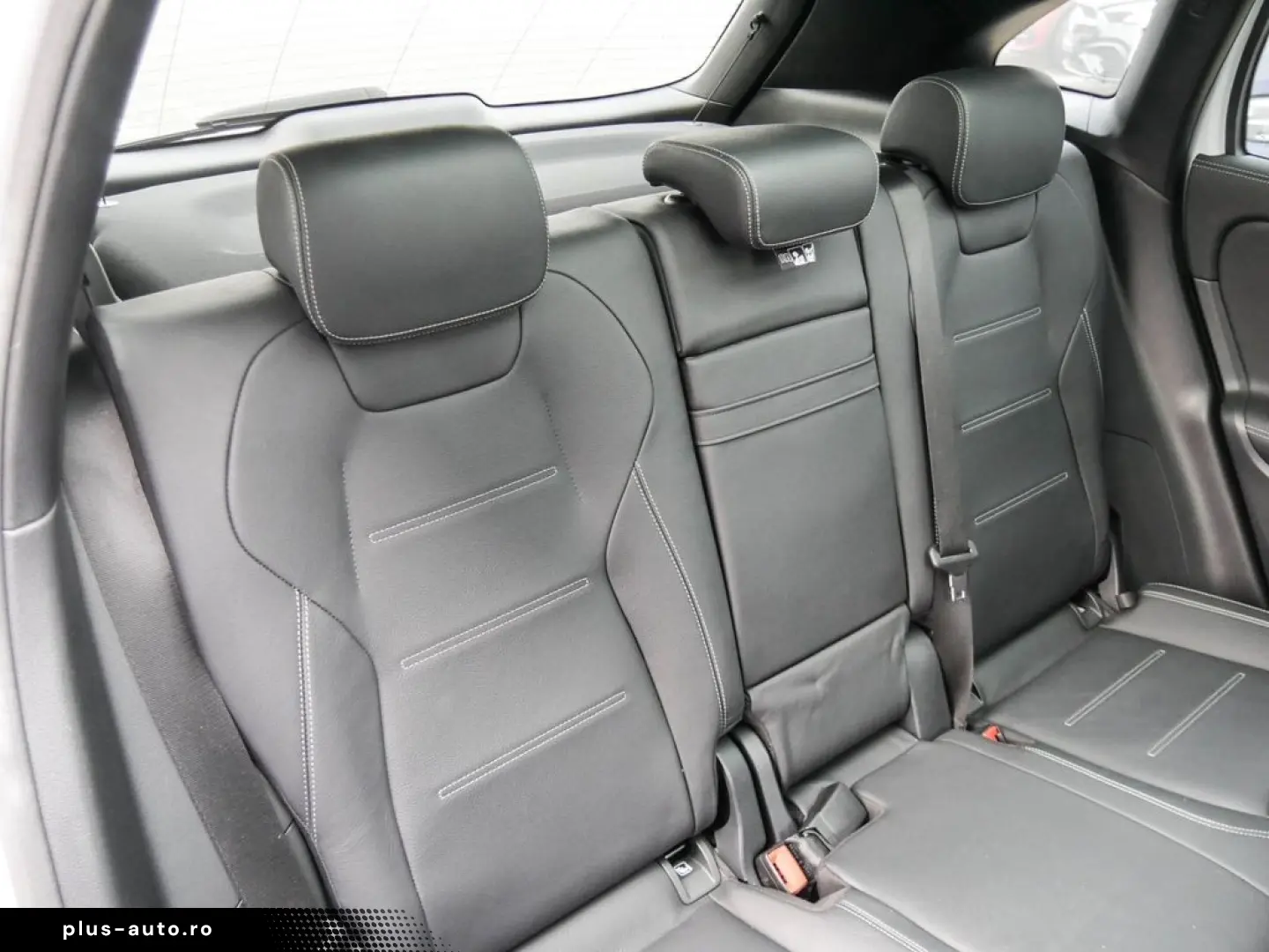 MERCEDES-BENZ AMG GLA