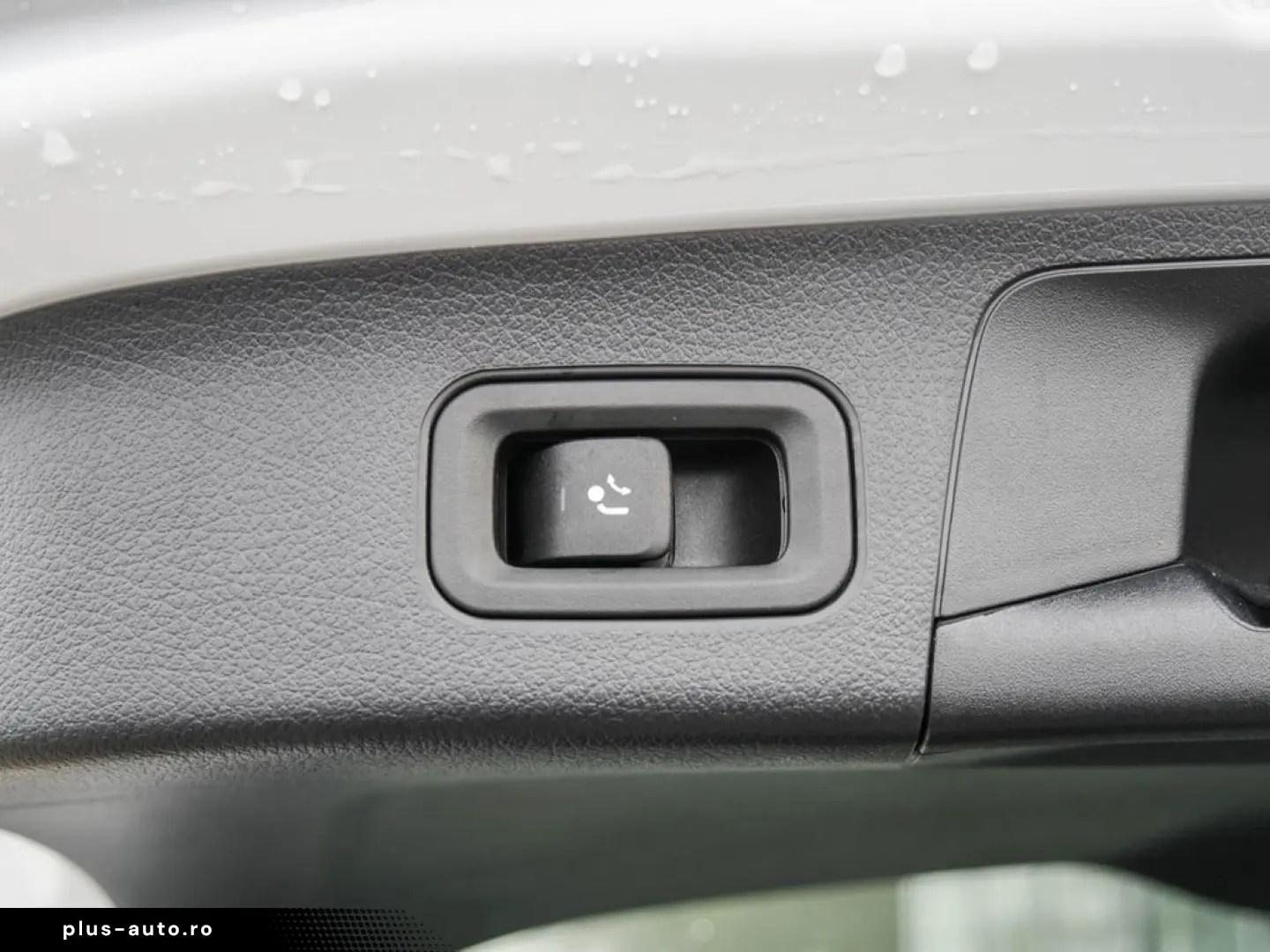 MERCEDES-BENZ AMG GLA