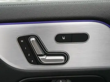 MERCEDES-BENZ AMG GLA