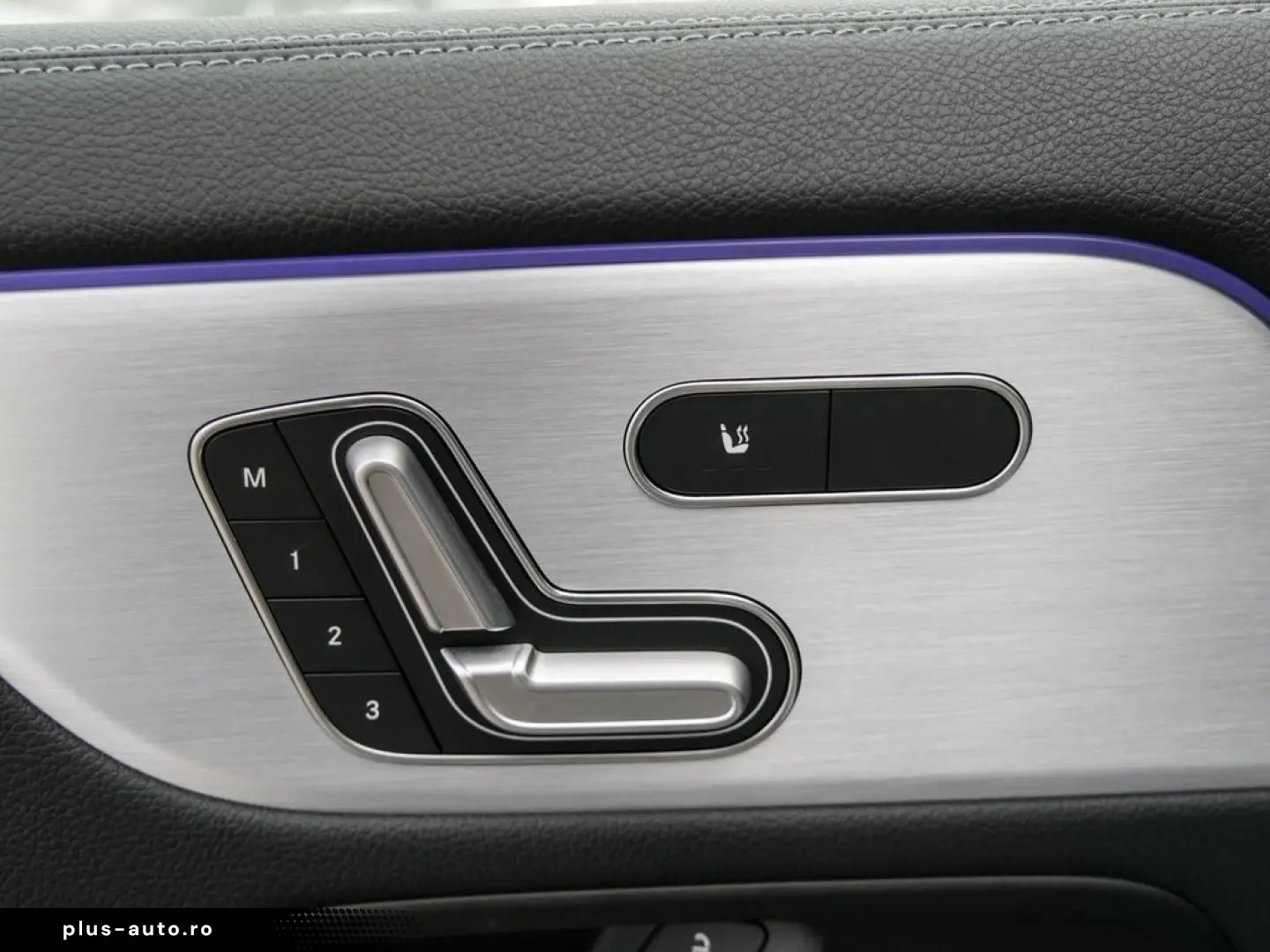 MERCEDES-BENZ AMG GLA