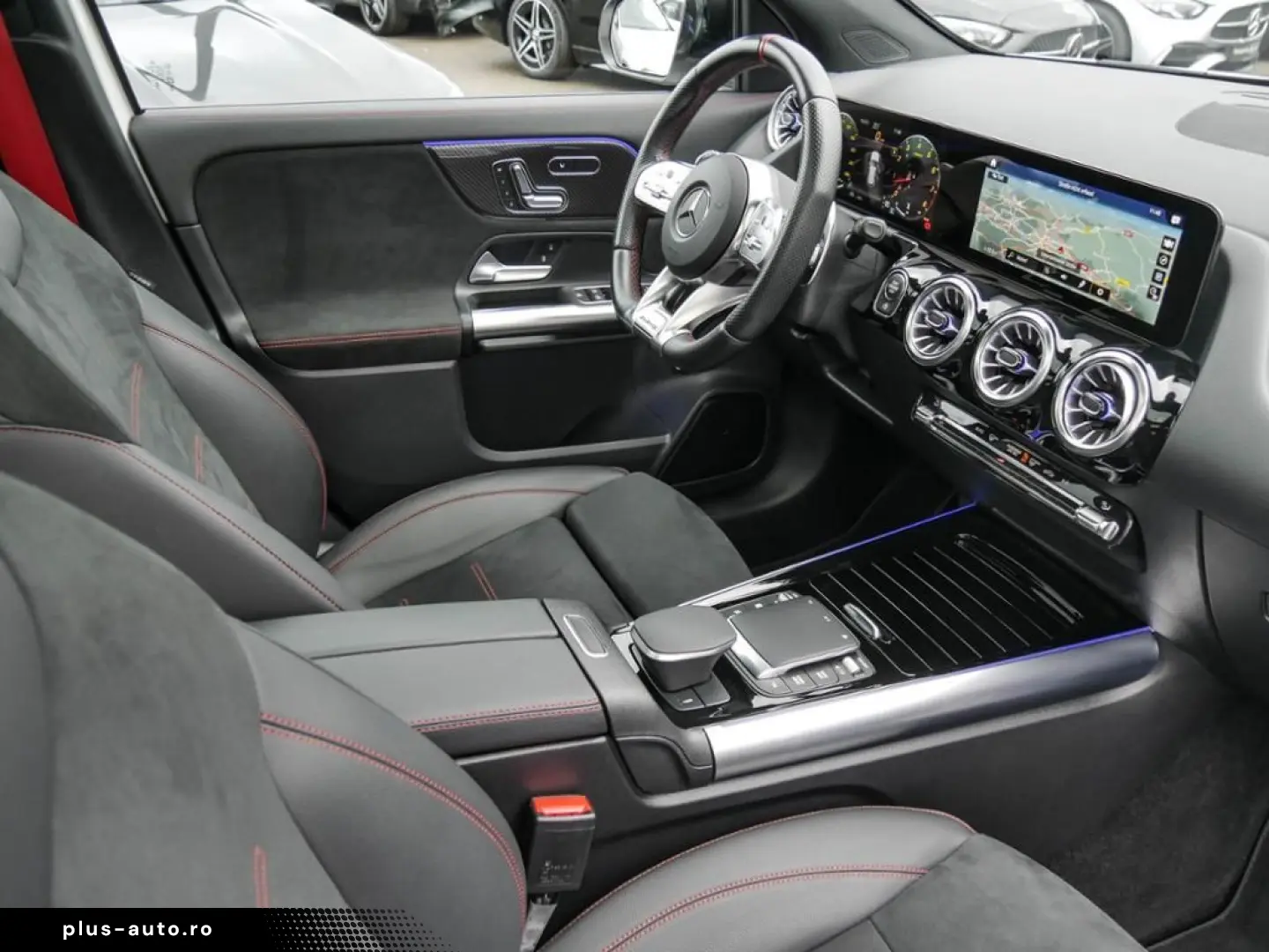 MERCEDES-BENZ GLA 35 AMG 4M