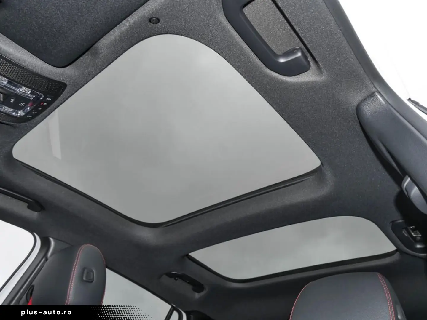 MERCEDES-BENZ GLA 35 AMG 4M