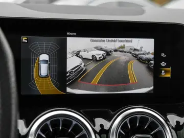 MERCEDES-BENZ GLA 35 AMG 4M