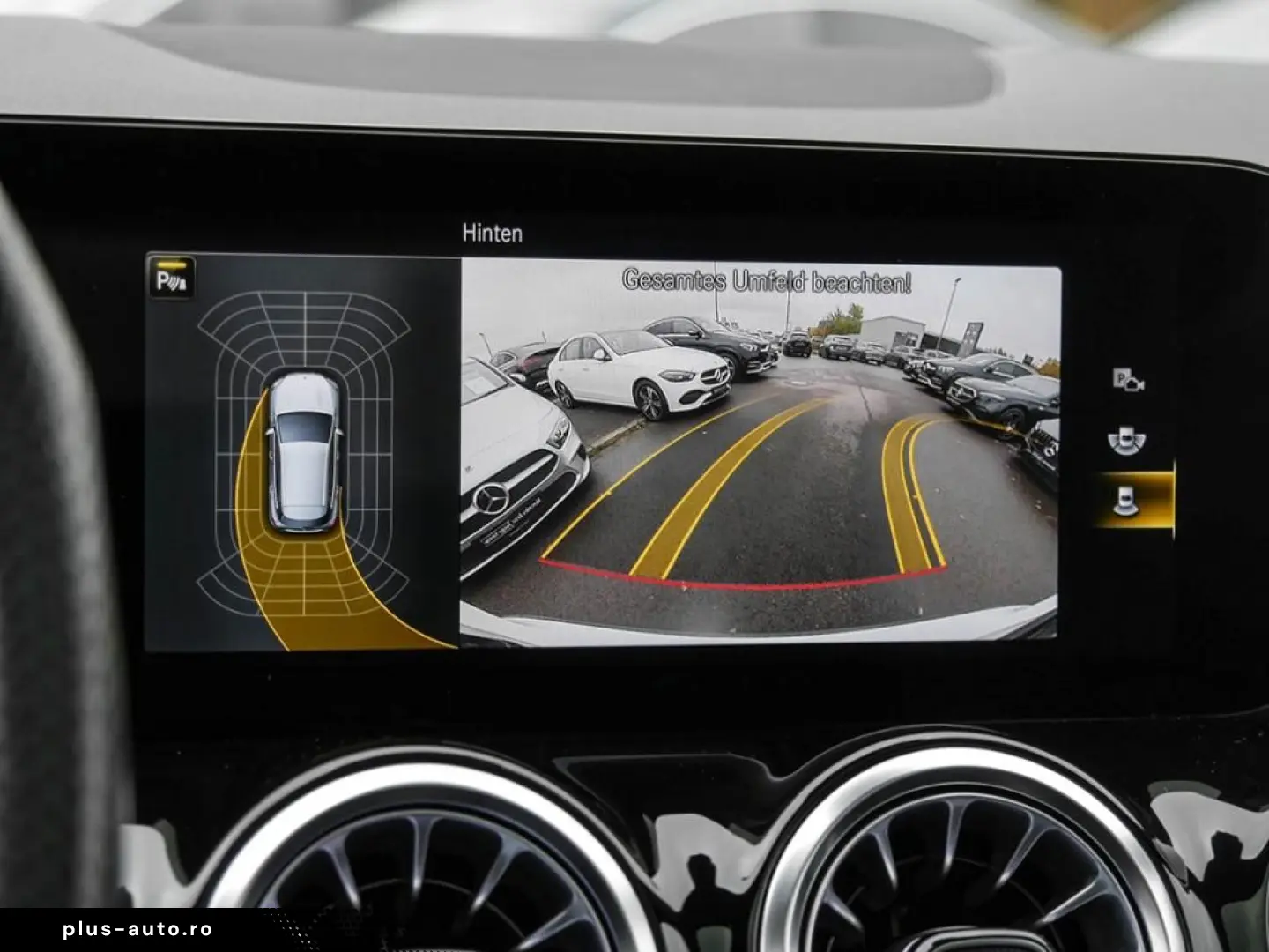 MERCEDES-BENZ GLA 35 AMG 4M