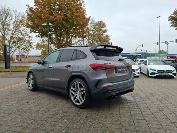 MERCEDES-BENZ GLA 45 S 4M