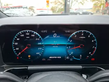 MERCEDES-BENZ GLA 45 S 4M