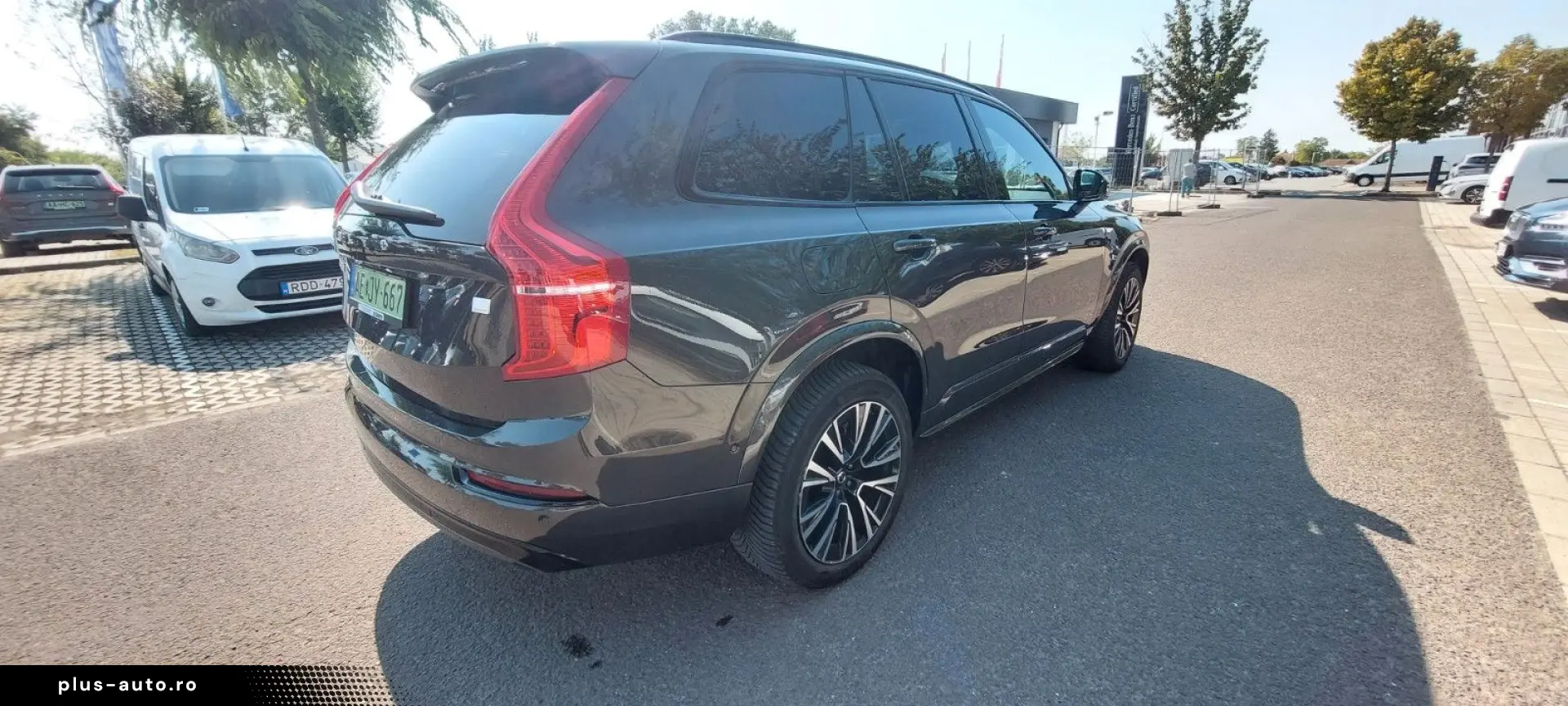 VOLVO XC90 Ultra Dark Recharge Plug-In Hybrid AWD