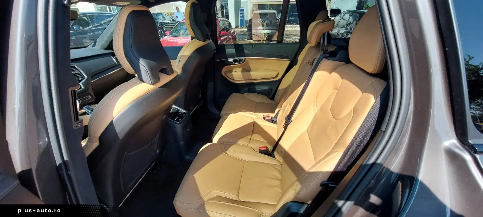 VOLVO XC90 Ultra Dark Recharge Plug-In Hybrid AWD