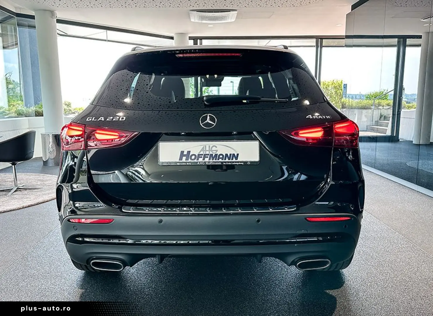 MERCEDES-BENZ GLA 220 4M AMG
