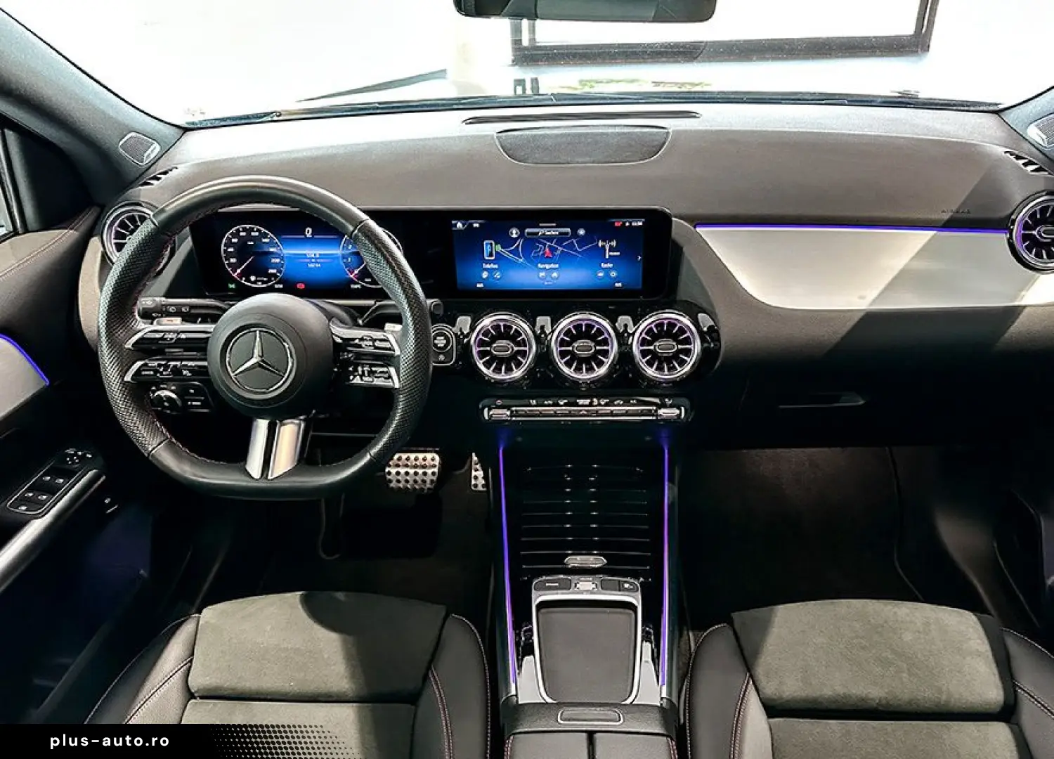 MERCEDES-BENZ GLA 220 4M AMG