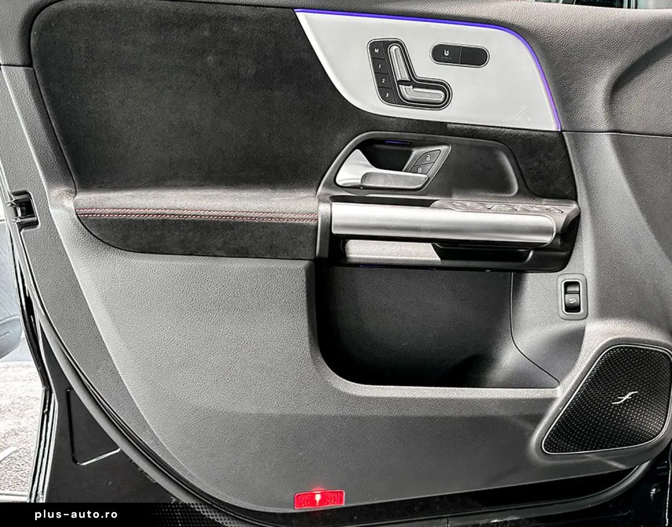 MERCEDES-BENZ GLA 220 4M AMG