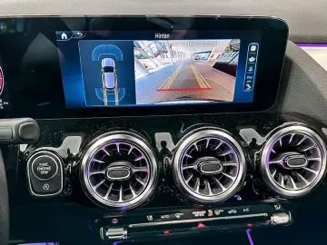 MERCEDES-BENZ GLA 220 4M AMG