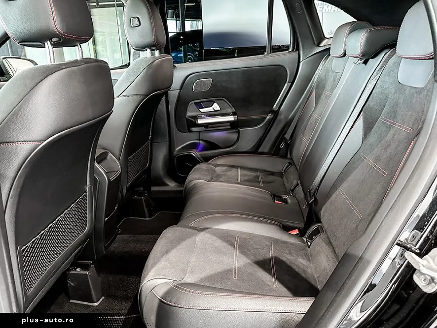 MERCEDES-BENZ GLA 220 4M AMG