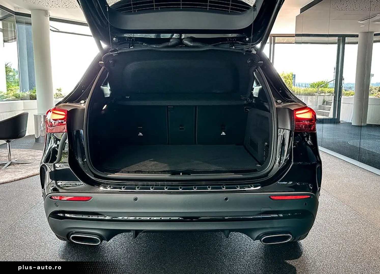 MERCEDES-BENZ GLA 220 4M AMG