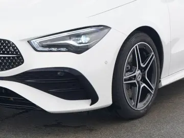 MERCEDES-BENZ CLA 200 AMG Pano Distro 360  Totwink N&hellip;