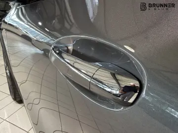 MERCEDES-BENZ GLA 35 4M