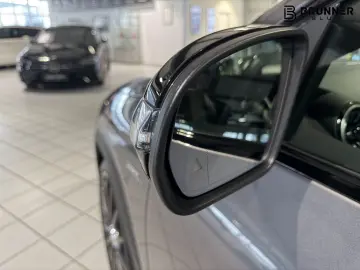 MERCEDES-BENZ GLA 35 4M