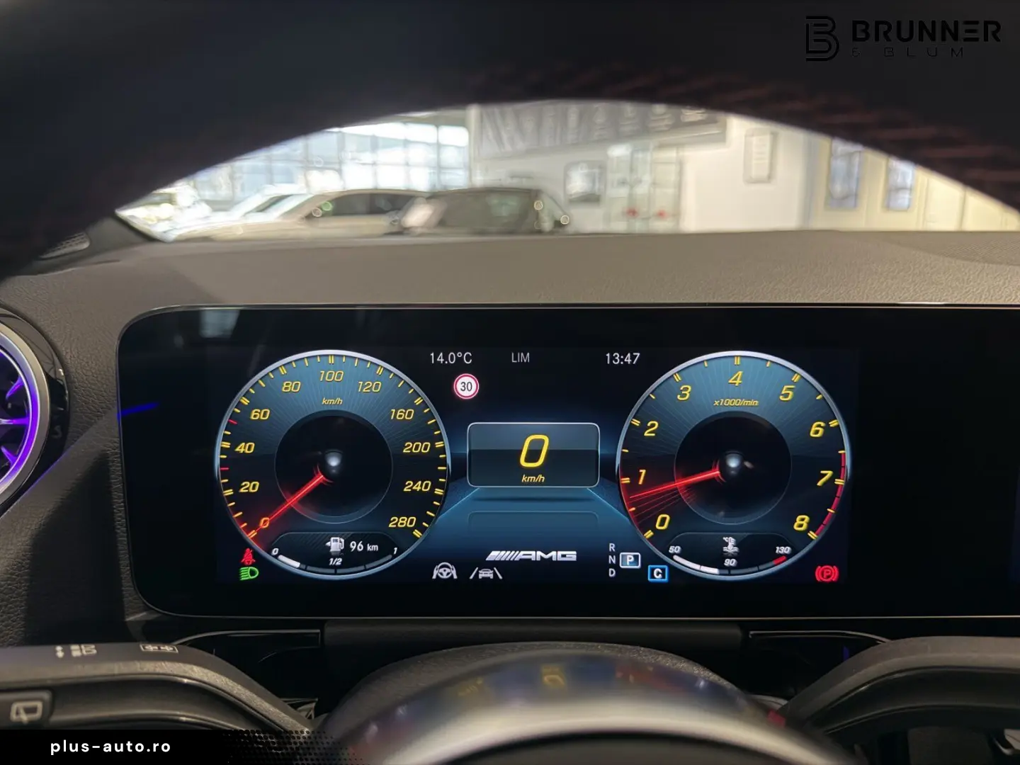 MERCEDES-BENZ GLA 35 4M