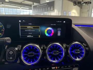 MERCEDES-BENZ GLA 35 4M