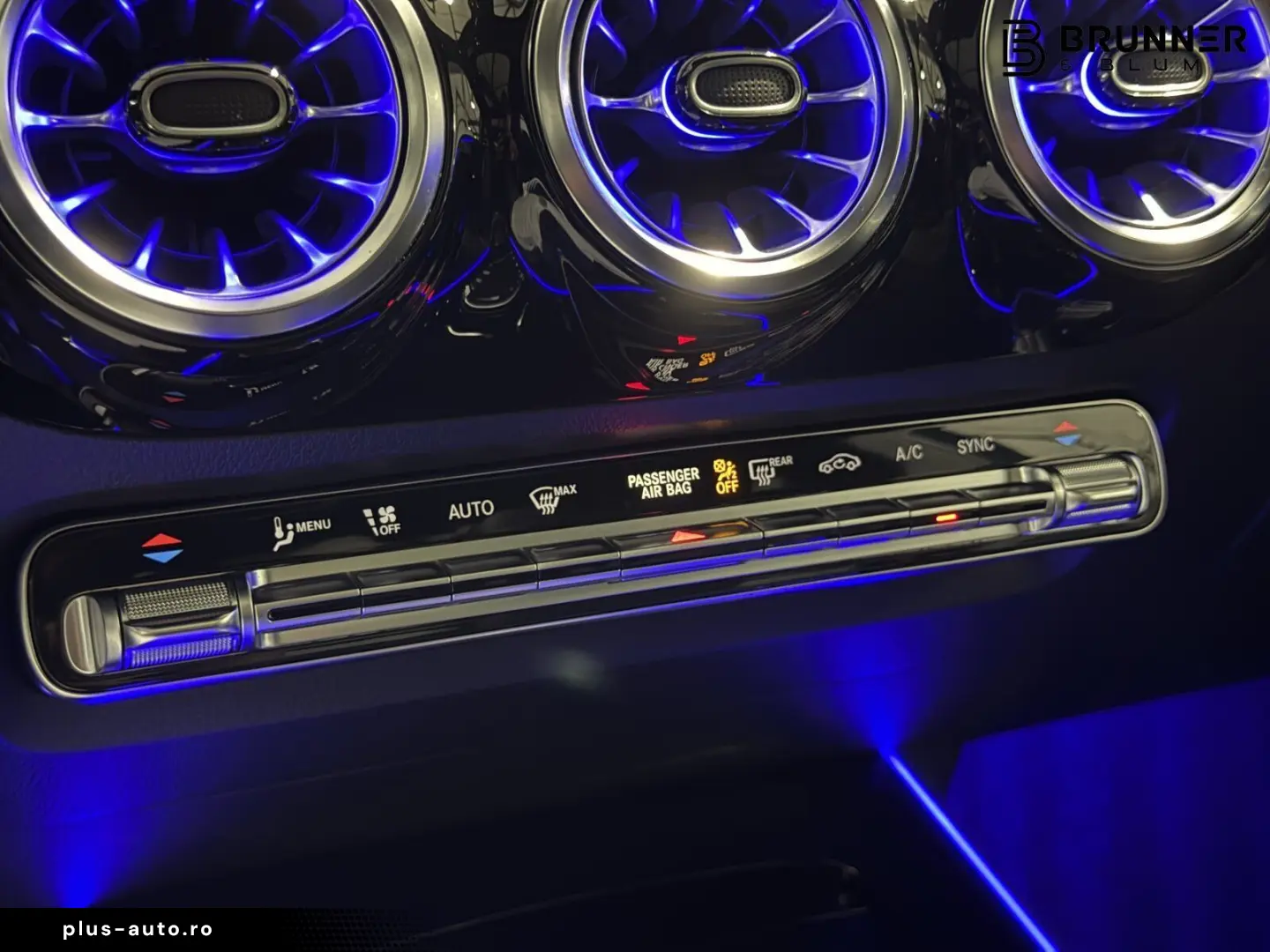 MERCEDES-BENZ GLA 35 4M